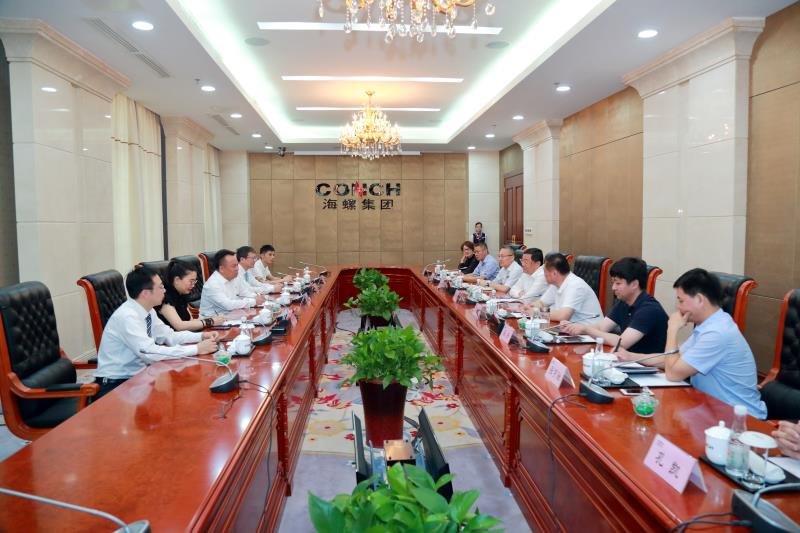 热烈欢迎德国SEW开云（中国中国区董事总经理张胜利先生 受邀访问芜湖